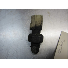 05B012 Engine Oil Pressure Sensor For 03-04 Ford Expedition  5.4